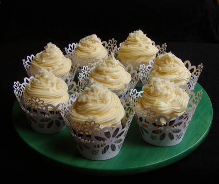 Čokoládové mafiny s citrónovým krémom a bielou čokoládou